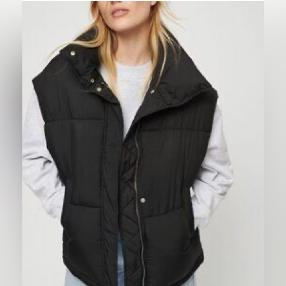 Dynamite Black Quilted Vest